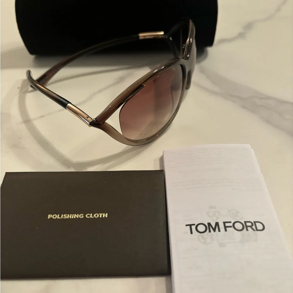 Tom Ford Sunglasses FT008 Jennifer 58 - Picture 2 of 3
